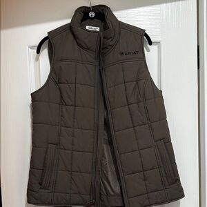 Ariat women’s vest. Large.